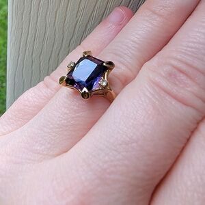 Vintage 10K Gold Purple Gemstone Ring, Violet Blue Stone